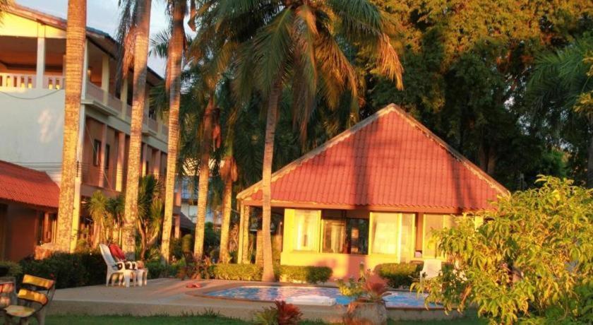 Jinta Hotel Nathon Beach Plage de Chaweng Extérieur photo