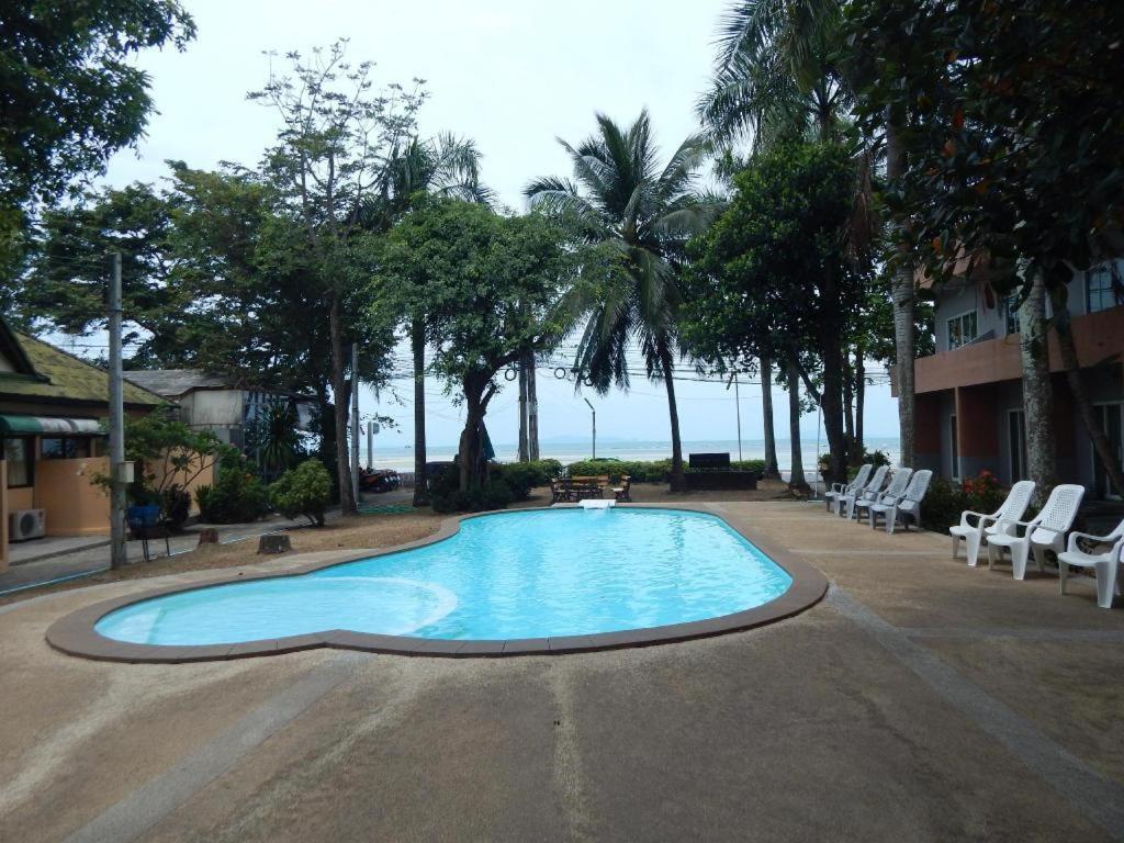 Jinta Hotel Nathon Beach Plage de Chaweng Extérieur photo